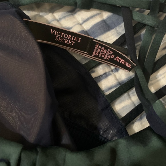 NWT Victoria’s Secret Bra - Picture 4 of 4